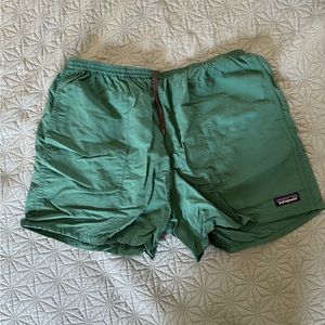 Patagonia baggies | size L
